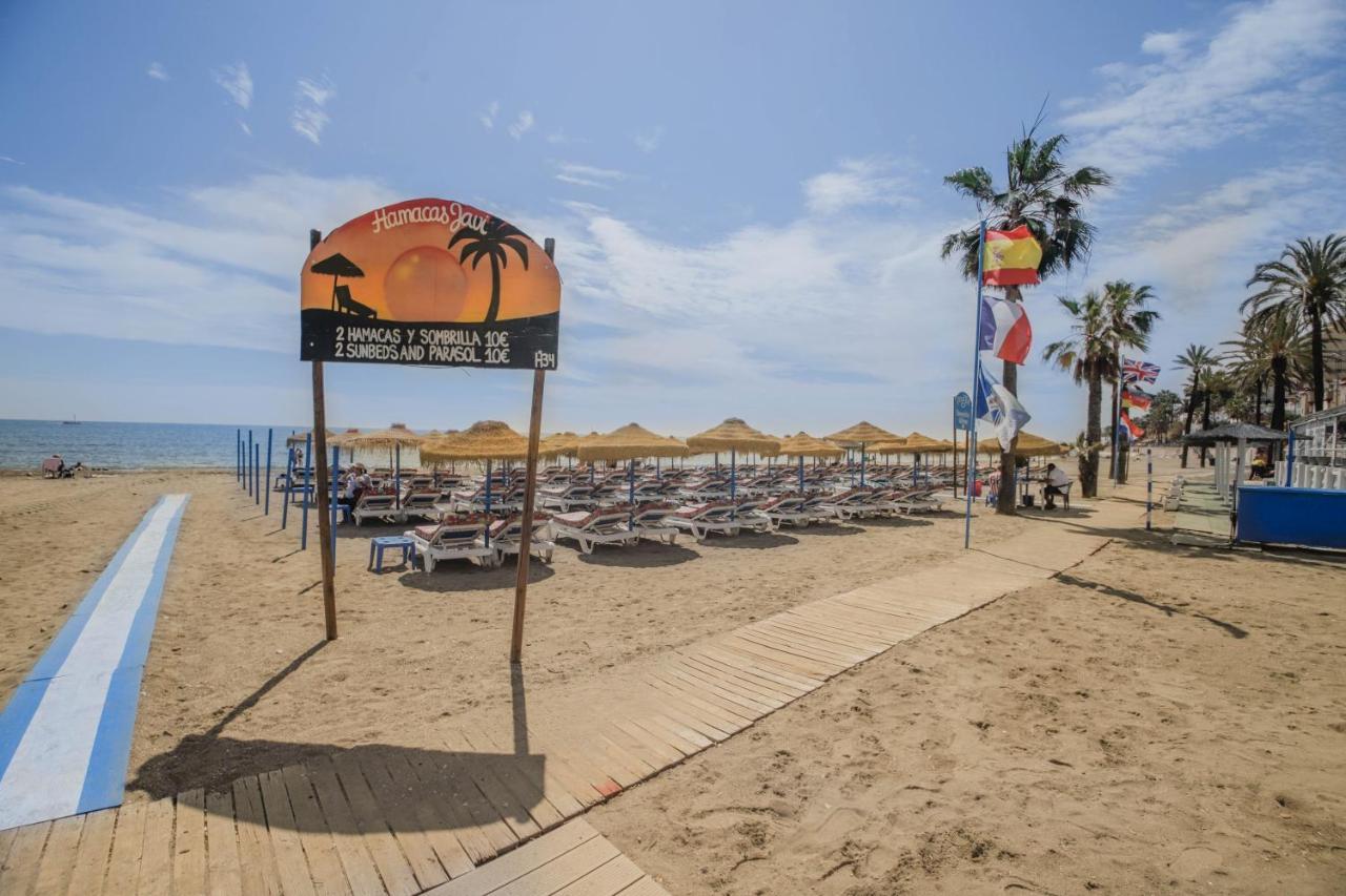 Bonito apartamento al lado de la playa con vistas al mar Benalmádena Exterior foto